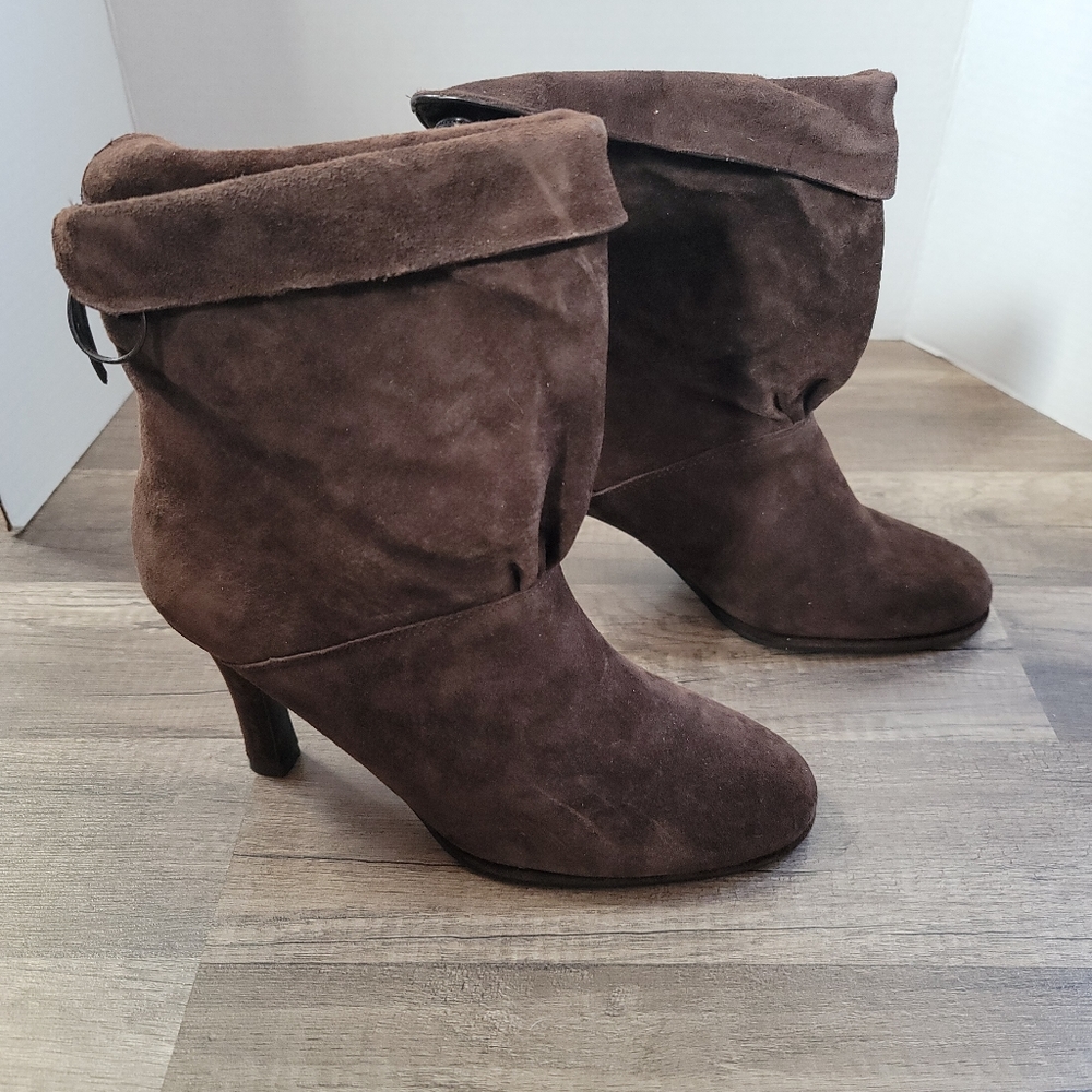 Brown suede high-heel booties